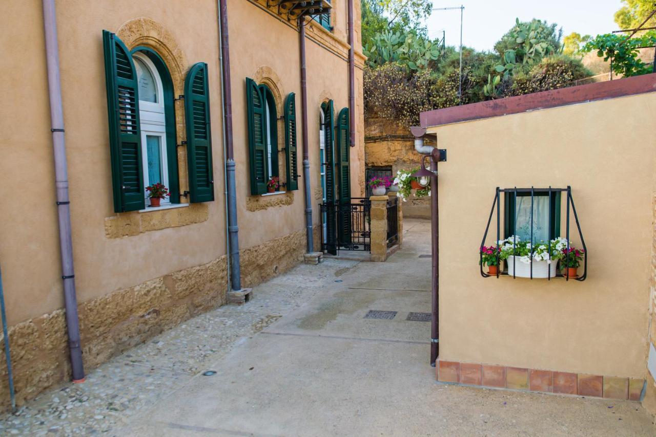 A Casa Di Mammi Nella Valle Dei Templi 아그리젠토 외부 사진